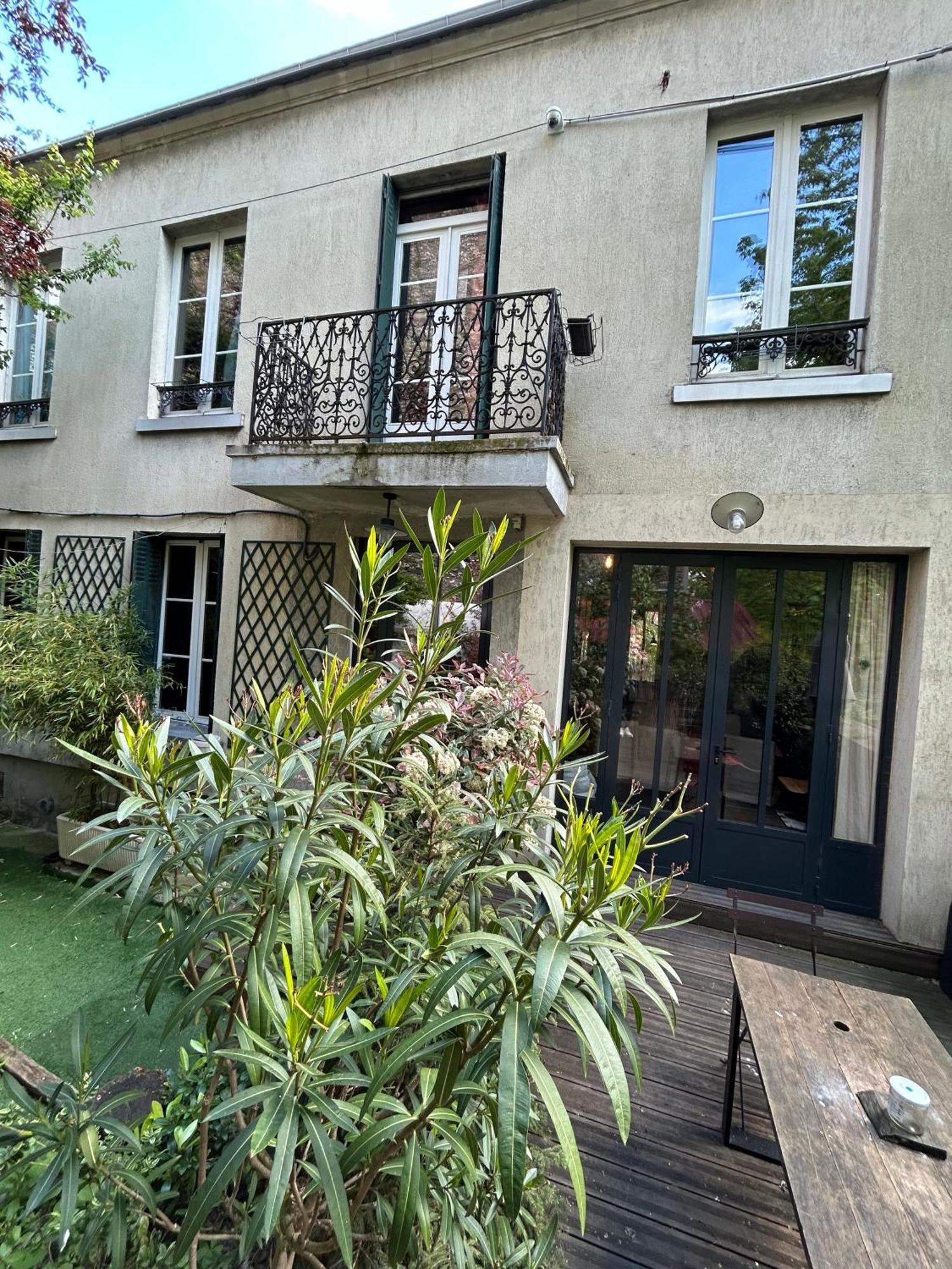 Entire House With Garden, Paris 10Minsdisney30 Vincennes Exterior foto